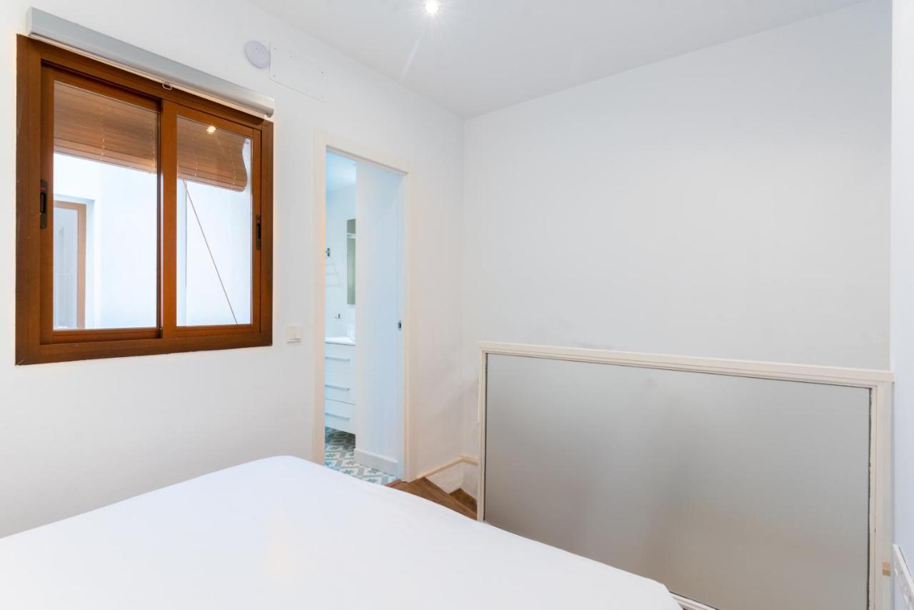Holi-Rent Gonzalez Cuadrado Apartment Seville Exterior photo